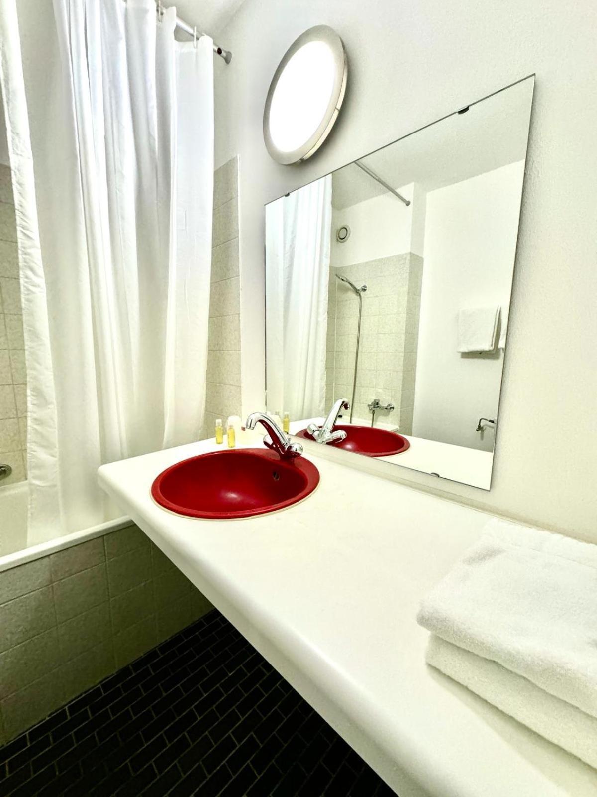 Neuchâtel City Hôtel Extérieur photo