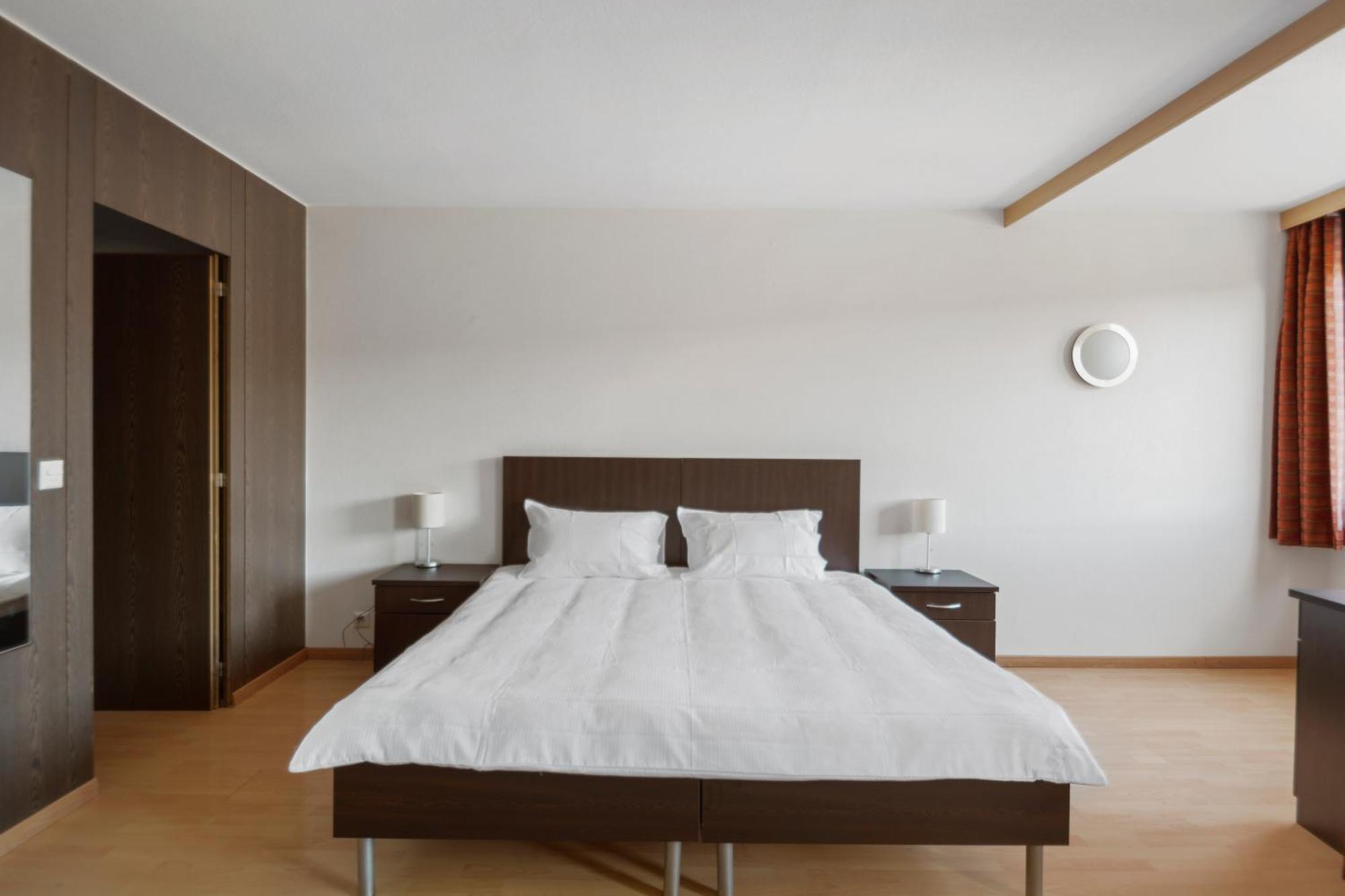 Neuchâtel City Hôtel Extérieur photo